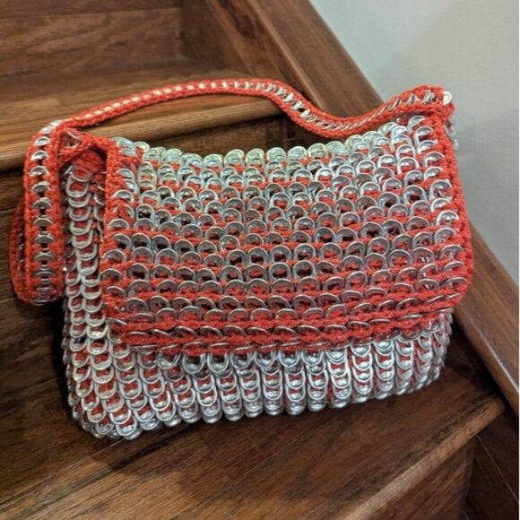 Rare vintage aluminum pop can tab crocheted purse large size capacity Silver/Red